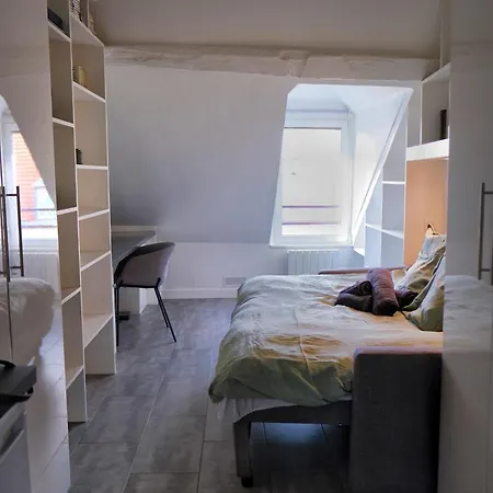 Sous Les Toits De Apartamento Versalhes